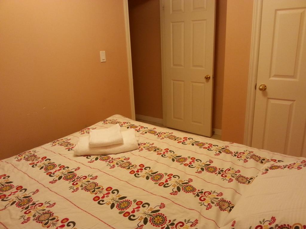 Maria'S Homestay Thornhill Quarto foto