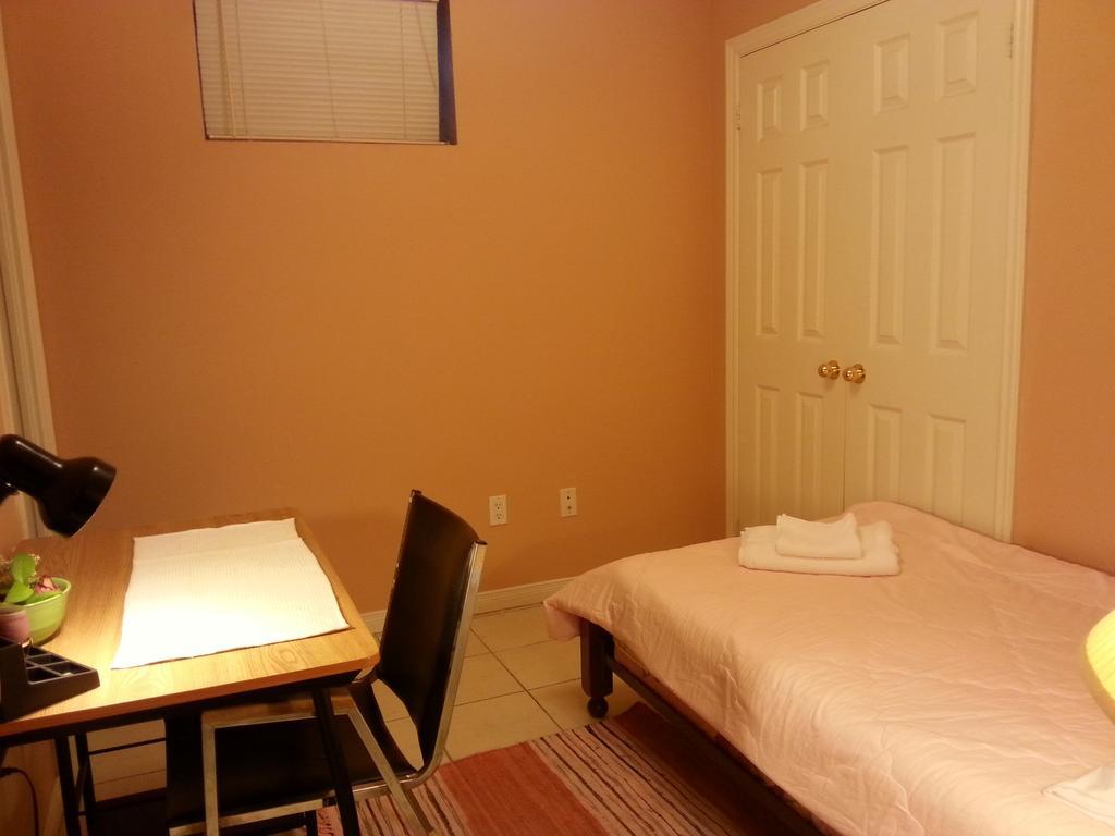 Maria'S Homestay Thornhill Quarto foto